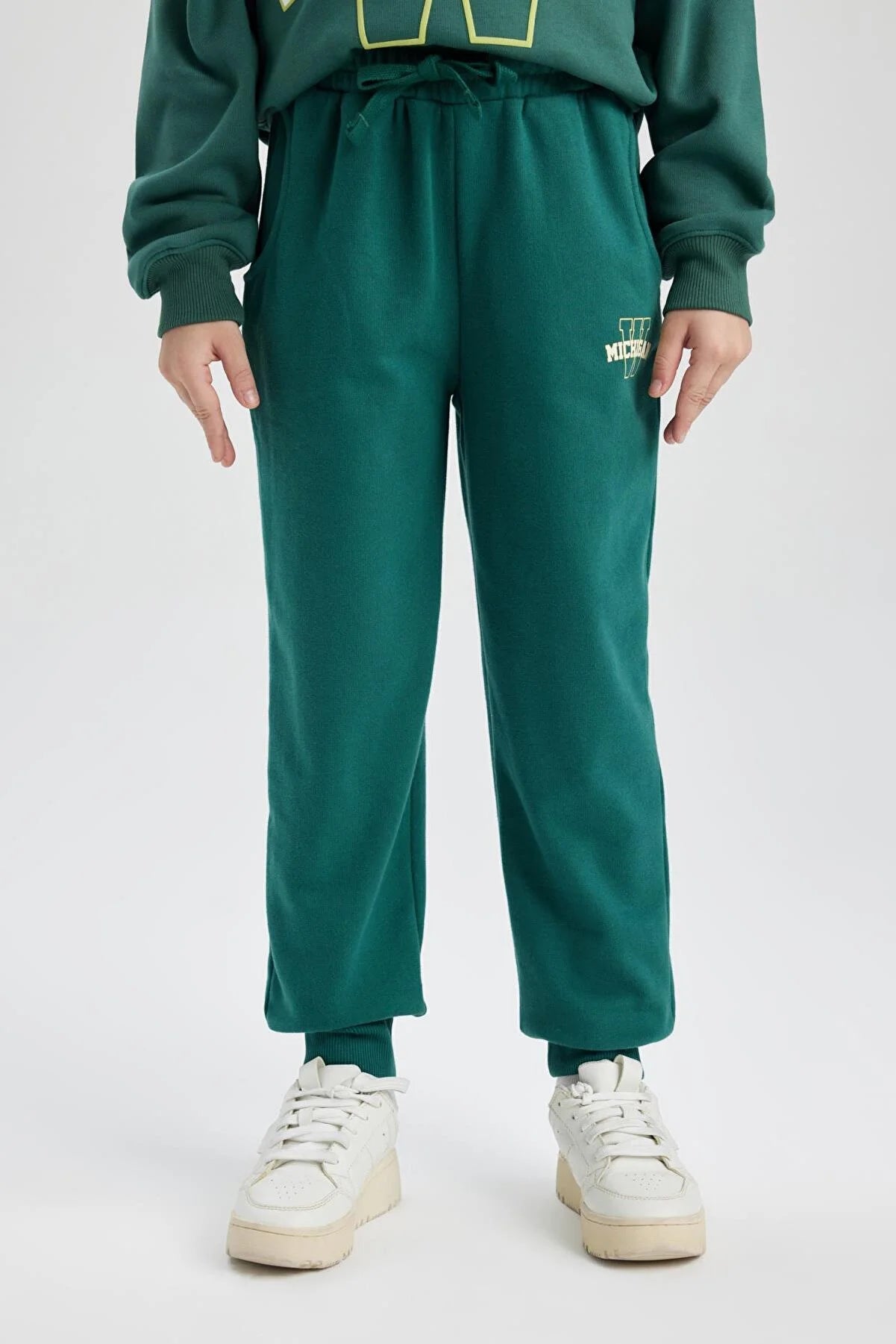 Pet ProductsDefacto Girl's Green Jogger Sweatpants