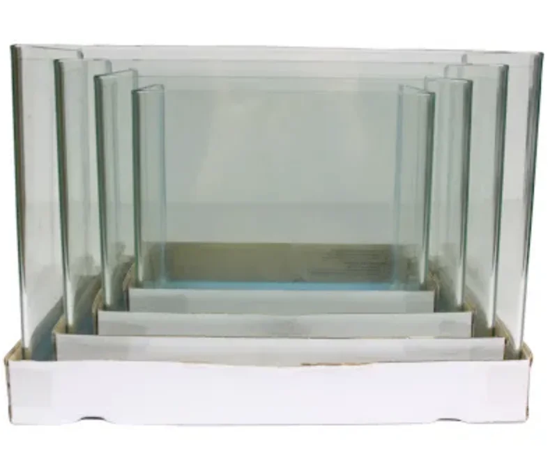  -Anti-scratch scratching board AND cat bed in oneGlass Tank - 40cm