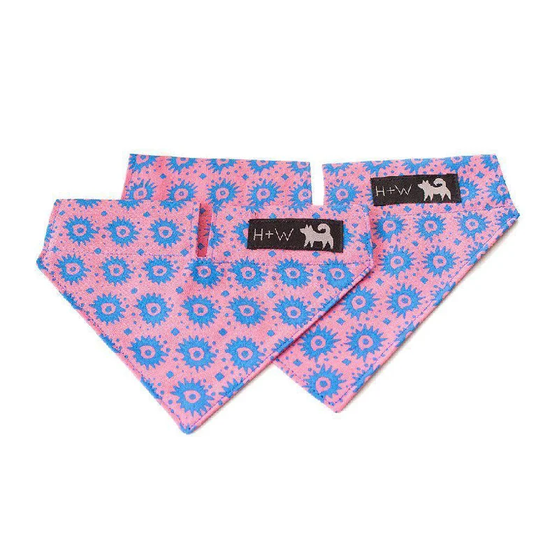 - ​​Christmas pet Christmas clothingHiro + Wolf Nebula Bandana