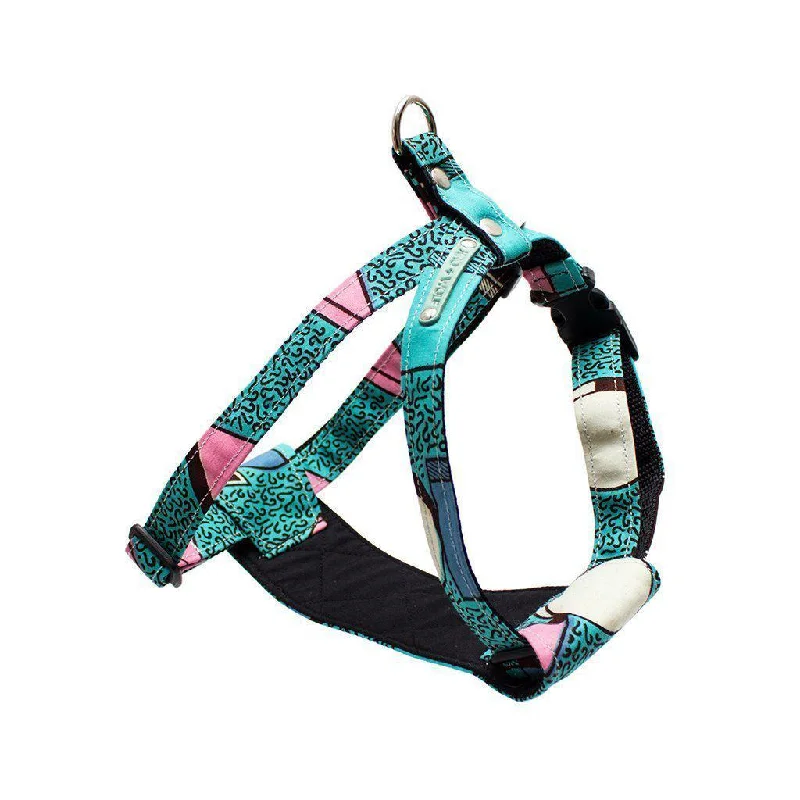 - Deodorizing cat litter tofu litterHiro + Wolf Totem Harness